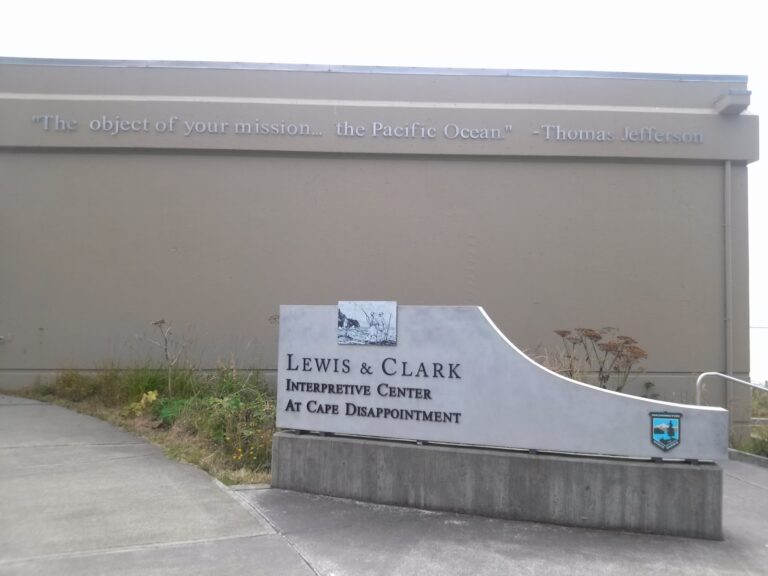 Lewis & Clark Interpretive Center and sign at Cape Disappointment